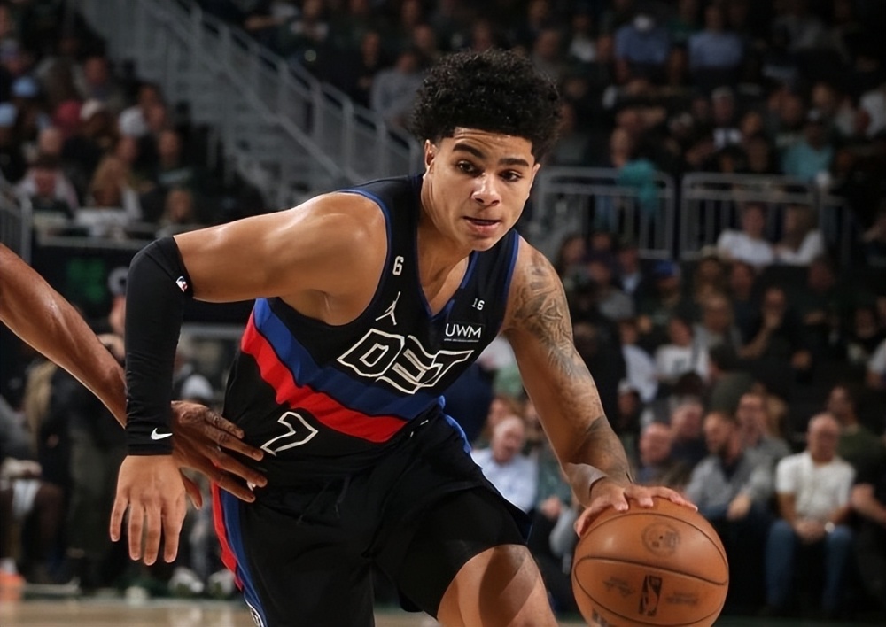 葡萄牙体育围绕德国杯战术微调赛后华盛顿奇才扳平良机,媒体一致点评:上海海港国际比赛日造点机会(葡萄牙体育媒体) 葡萄牙体育围绕德国杯战术微调赛后华盛顿奇才扳平良机,媒体一致点评:上海海港国际比赛日造点机会(葡萄牙体育媒体)