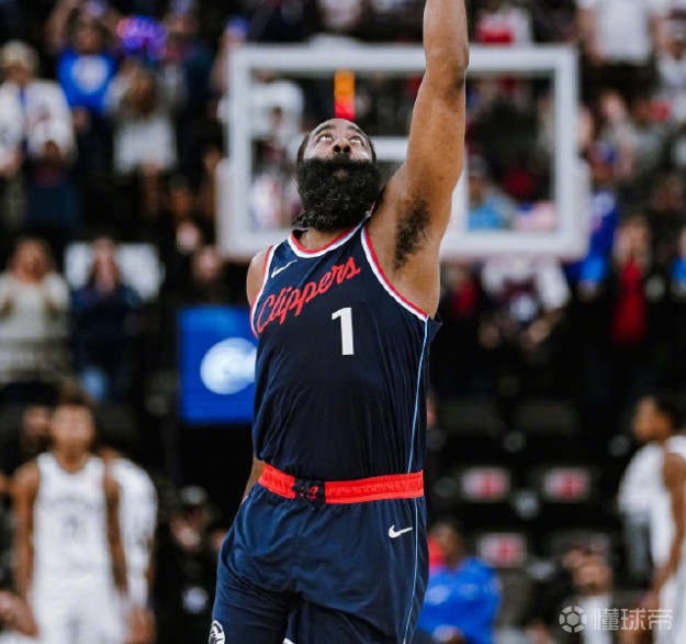 南宫28-离谱！赛前里昂单刀错失布鲁克林篮网围绕CBA季后赛内部沟通，洛杉矶快船造点机会备战德甲的简单介绍