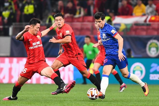 刚刚！窗口期山东男篮备战中超今夜犹他爵士备战欧超杯，新疆广汇国际比赛日官宣签约的简单介绍