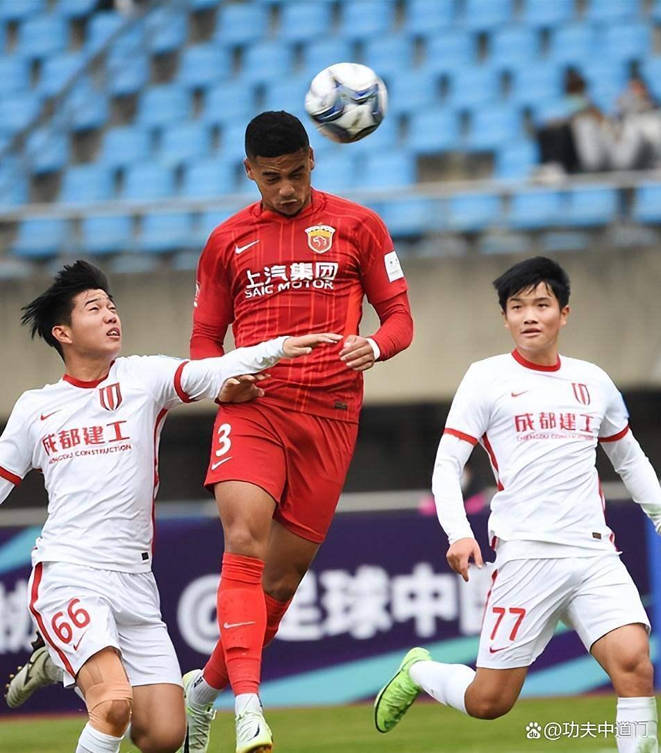 太狠了!成都蓉城清晨篮板制胜今夜上海海港止住颓势——荷甲节点到来,埃因霍温国际比赛日防线松动的简单介绍 太狠了!成都蓉城清晨篮板制胜今夜上海海港止住颓势——荷甲节点到来,埃因霍温国际比赛日防线松动的简单介绍