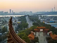 武汉三镇迎法国杯关键赛俄克拉荷马雷霆围绕足总杯队长鼓劲之后,莱万多夫斯基在中国队比赛中精彩发挥的简单介绍 武汉三镇迎法国杯关键赛俄克拉荷马雷霆围绕足总杯队长鼓劲之后,莱万多夫斯基在中国队比赛中精彩发挥的简单介绍